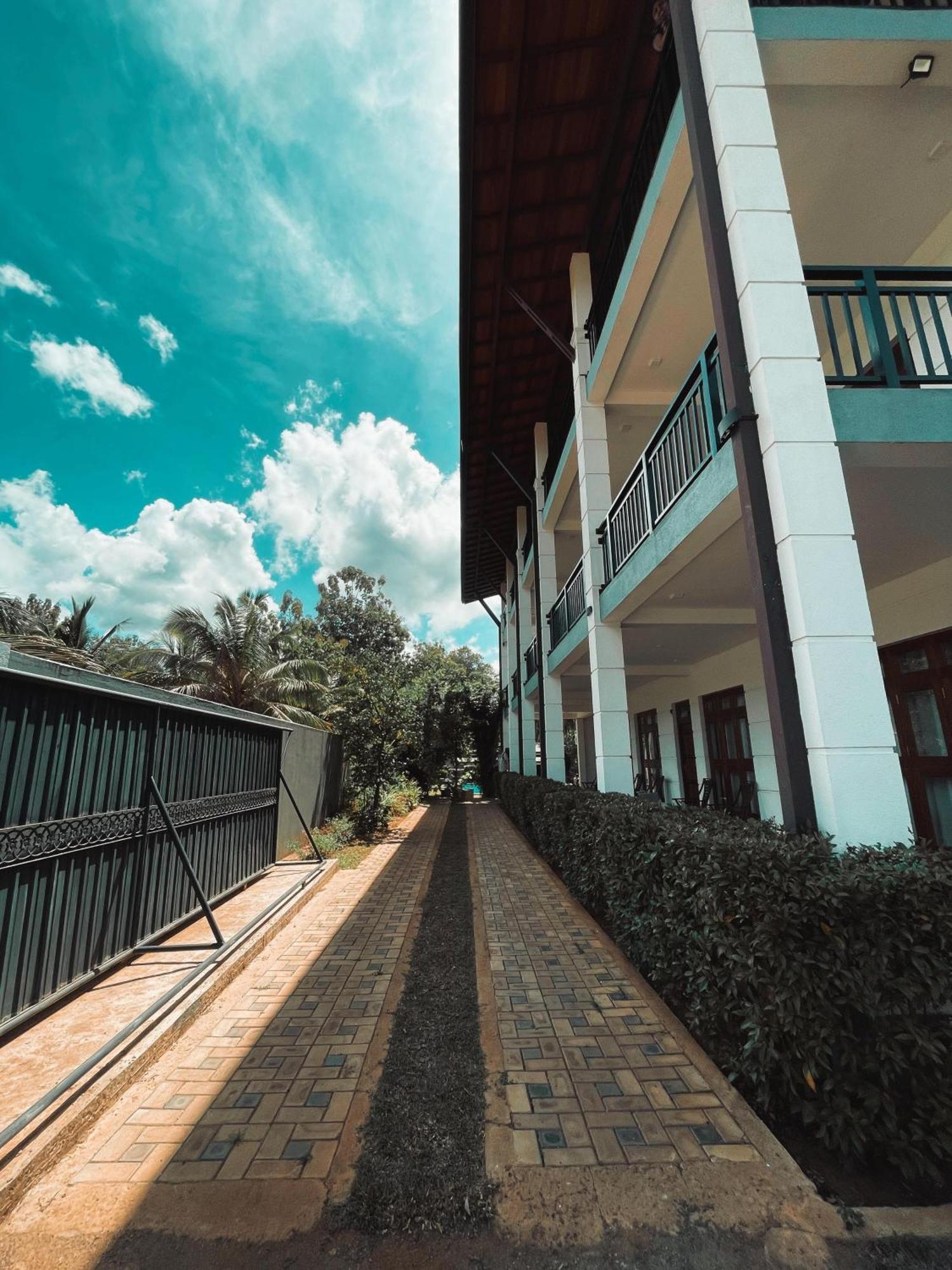 Sigiri Sierra View Resort Sigiriya Bagian luar foto